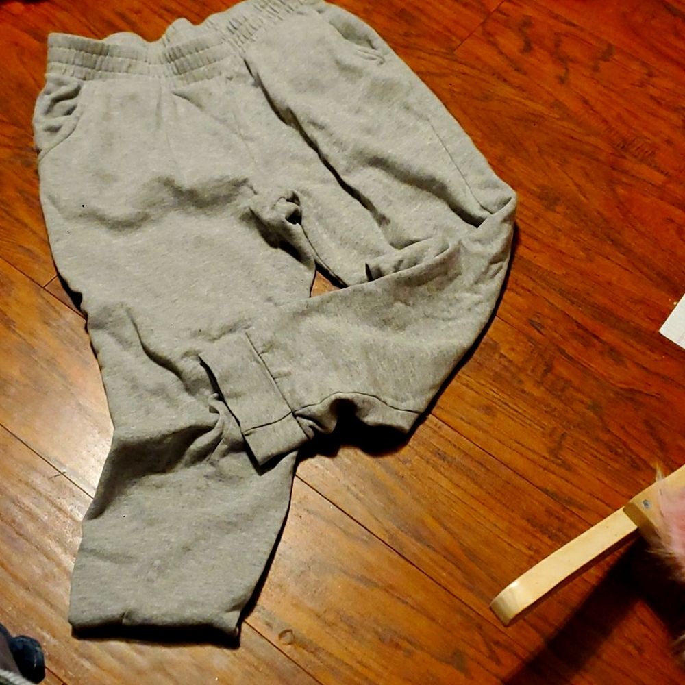 Sweat pants